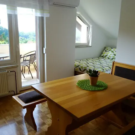 Laura Farm * Podčetrtek