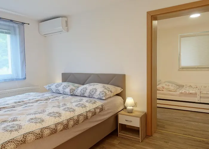 Laura Farm Appartement *