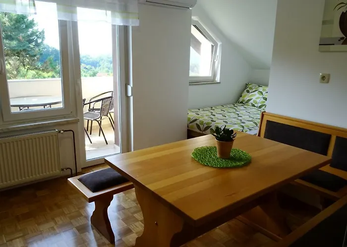 Laura Farm * Podčetrtek