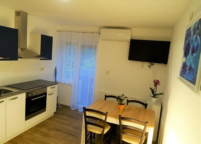 Laura Farm Appartement *